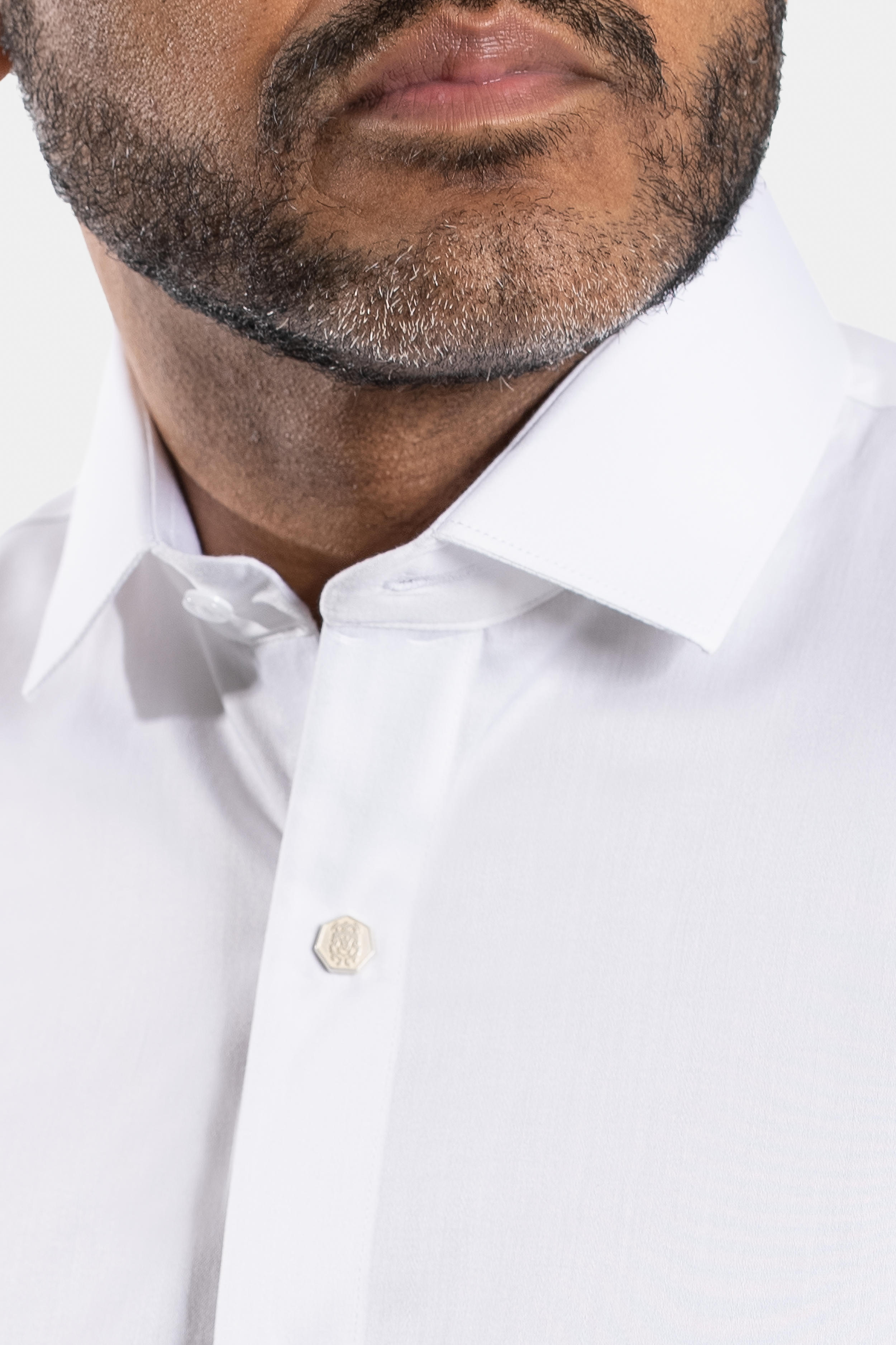 CAMISA ACETINADA LEONE