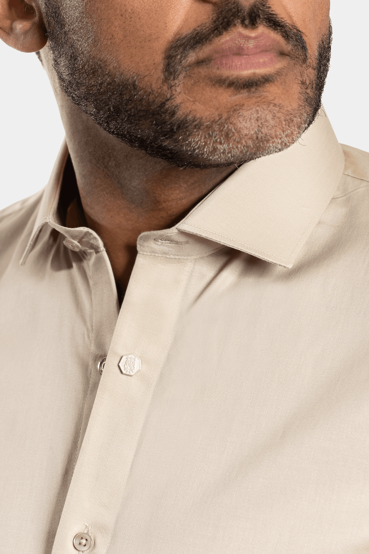 CAMISA ACETINADA LEONE