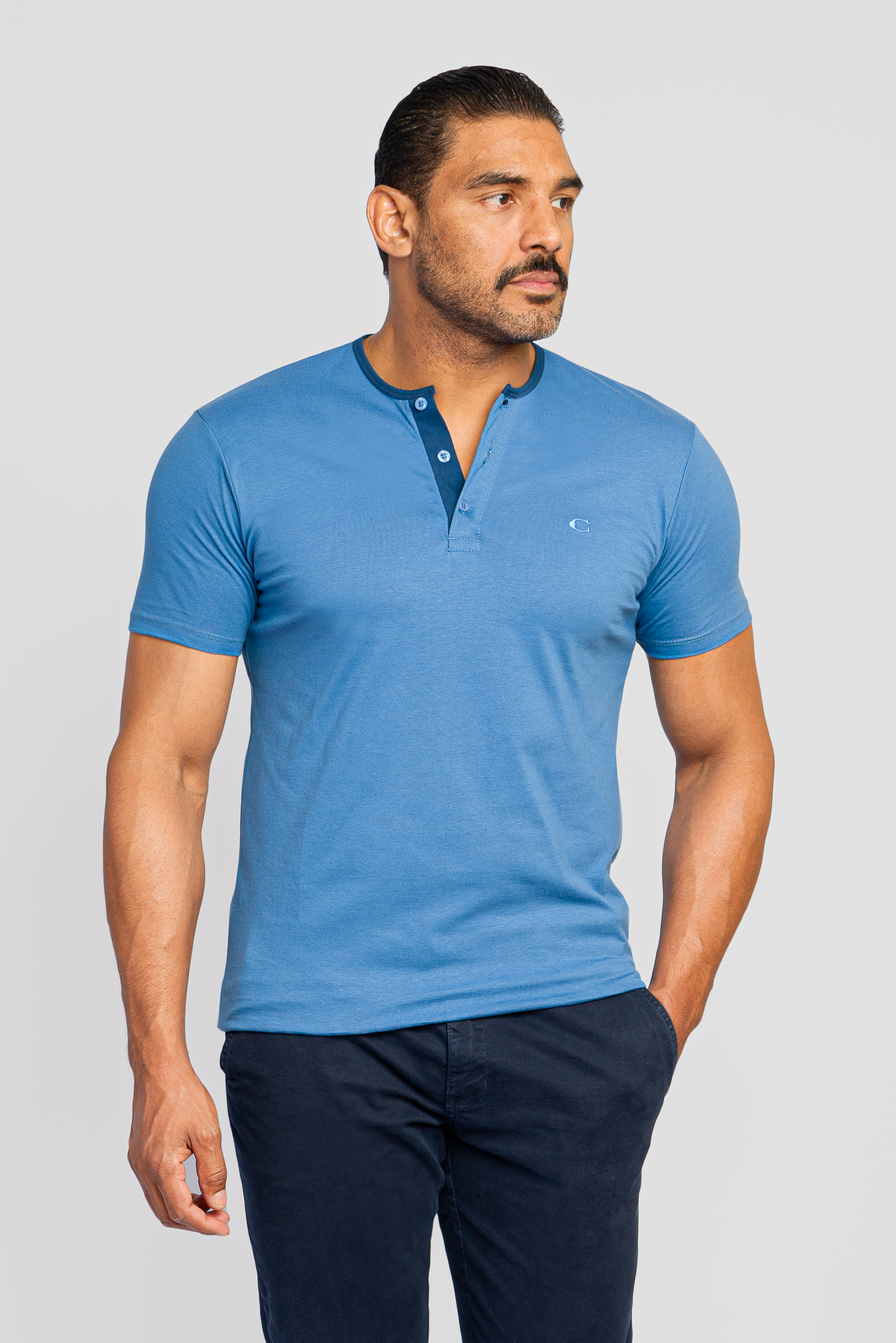 T-shirt henley Linha C