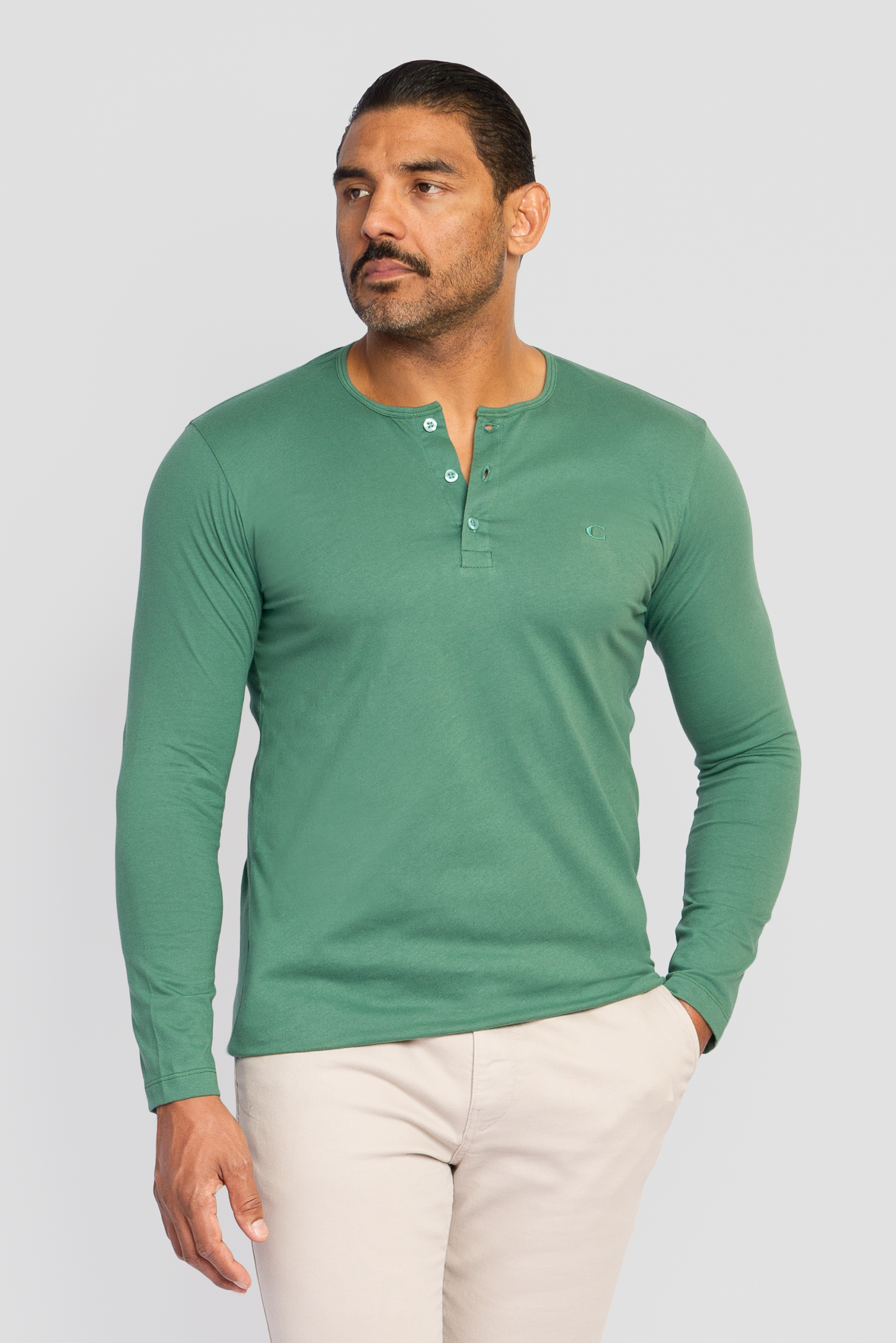 T-shirt Henley Linha C Manga Longa