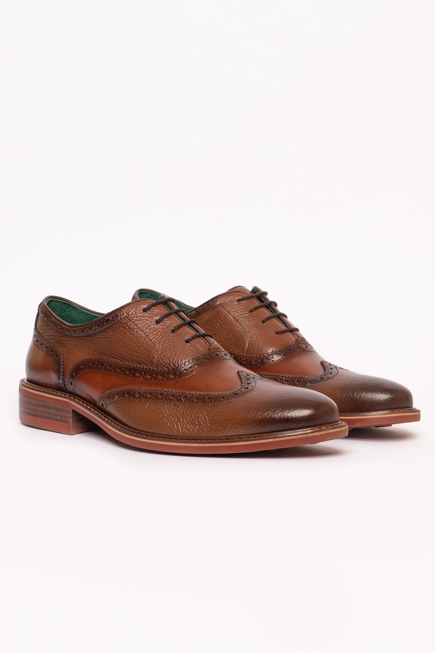 Sapato Oxford Brogue Rubber Sole