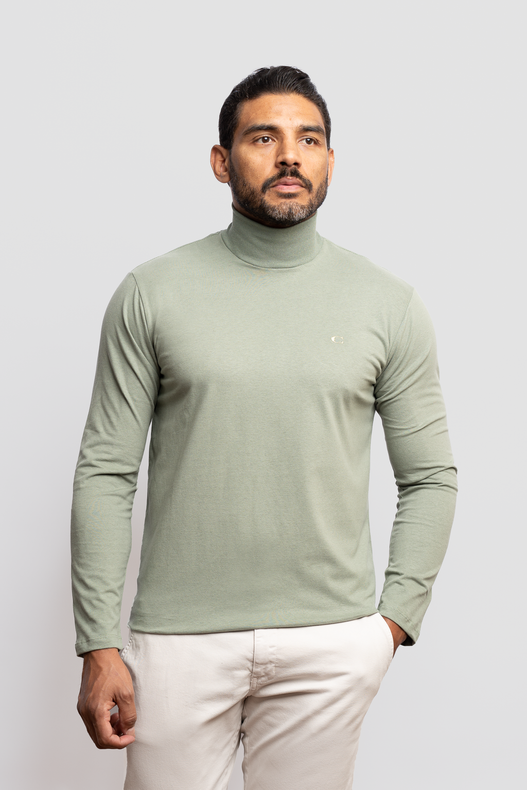 T-shirt linha C Gola Alta